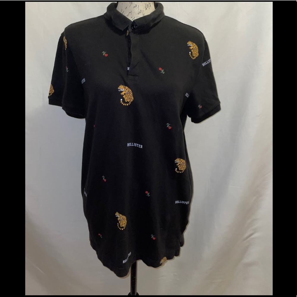 Hollister men’s collared shirt size medium